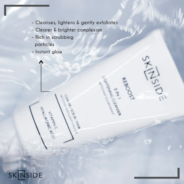 غسول تفتيح 3*1 Skin Side بفيتامين C وحمض الهيالورونيك | 150 مل - الصورة 2